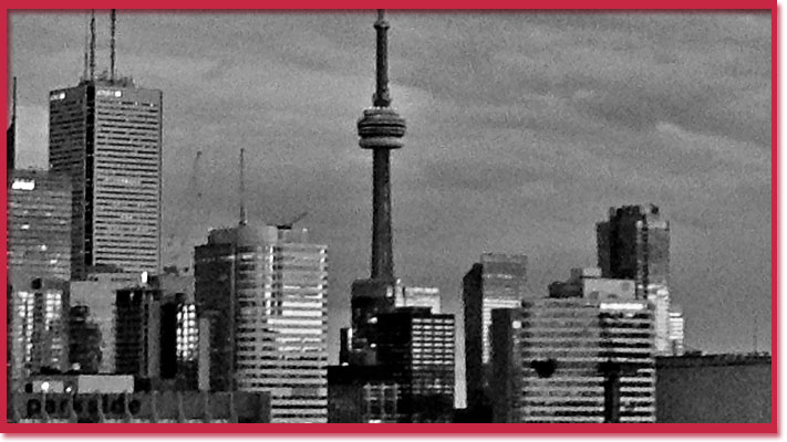Black and white photo of Toronto skyline
